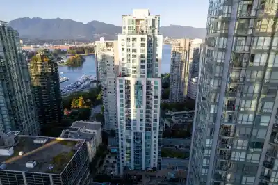 2904 1238 MELVILLE STREET, Vancouver BC V6E 4N2