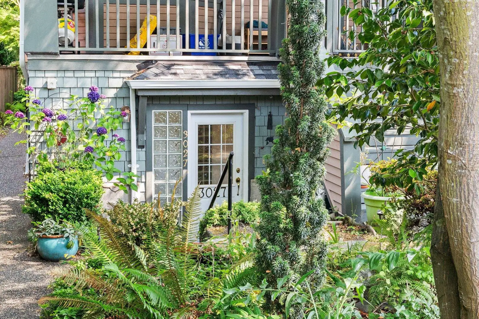 3027 W 7TH AVENUE, Vancouver BC V6K 1Z7