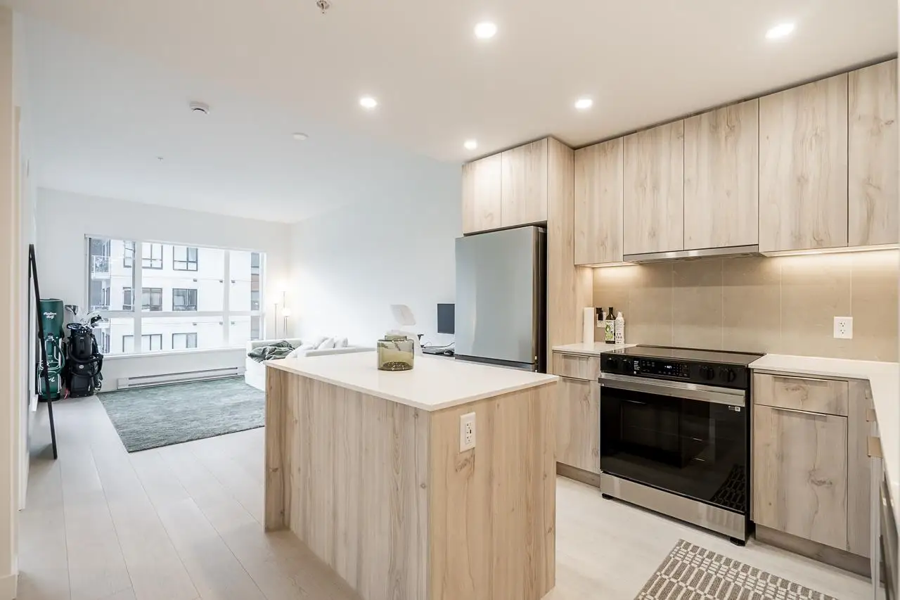 317 3594 MALSUM DRIVE, North Vancouver BC V7G 0B4