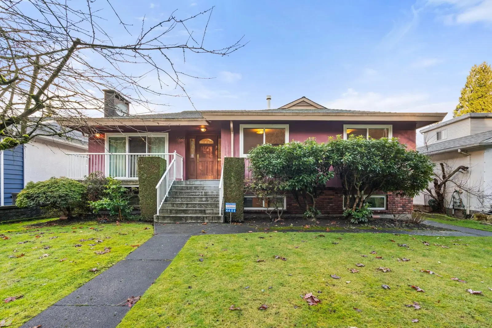 4651 W 16TH AVENUE, Vancouver BC V6R 3E9