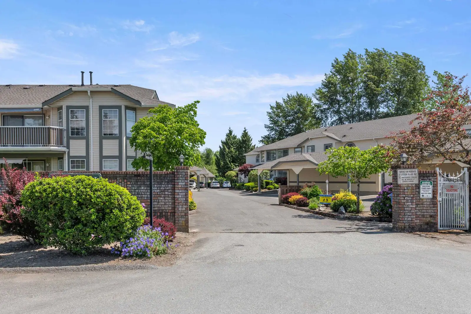 3 5760 174 STREET, Surrey BC V3S 7K3