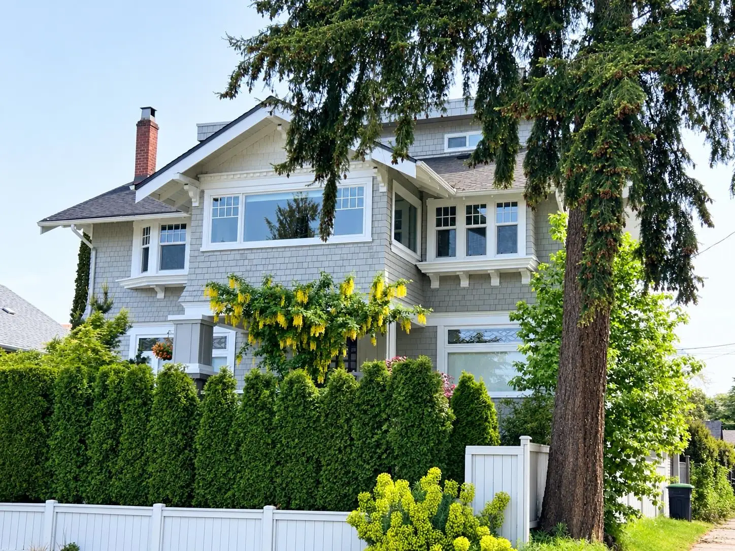 1714 ALMA STREET, Vancouver BC V6R 3P5