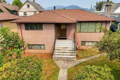 1955 TURNER STREET, Vancouver BC V5L 1Z9
