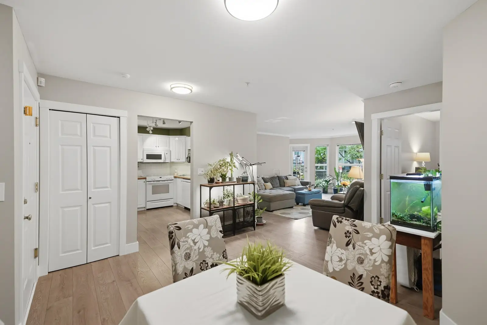 101 6557 121 STREET, Surrey BC V3W 1E7