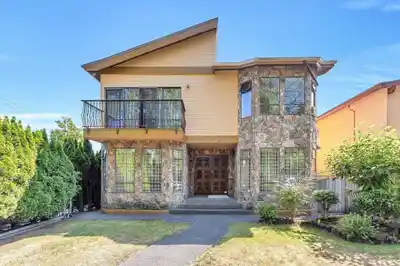 2718 W 19TH AVENUE, Vancouver BC V6L 1E3