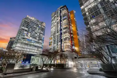 1208 111 W GEORGIA STREET, Vancouver BC V6B 1T8