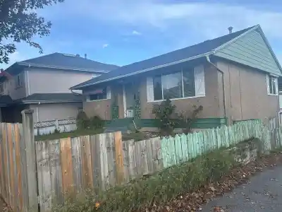 5692 KNIGHT STREET, Vancouver BC V5P 2V2