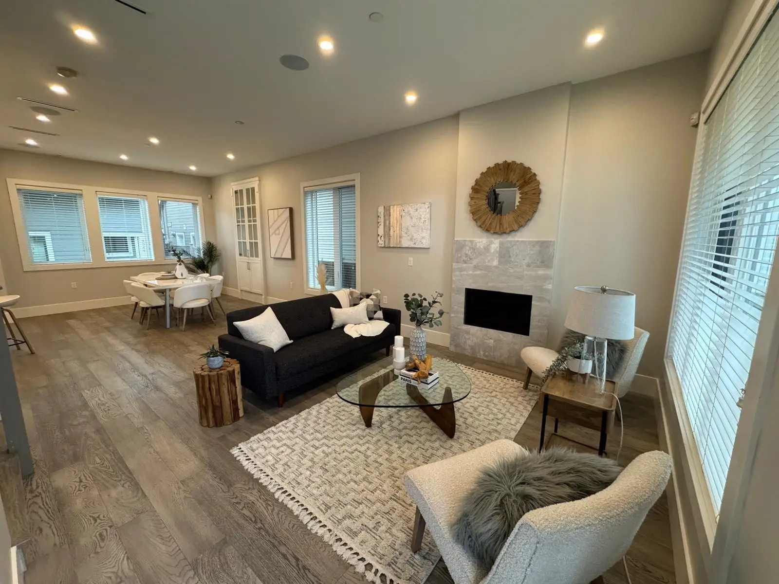 3345 PARKER STREET, Vancouver BC V5K 2W1