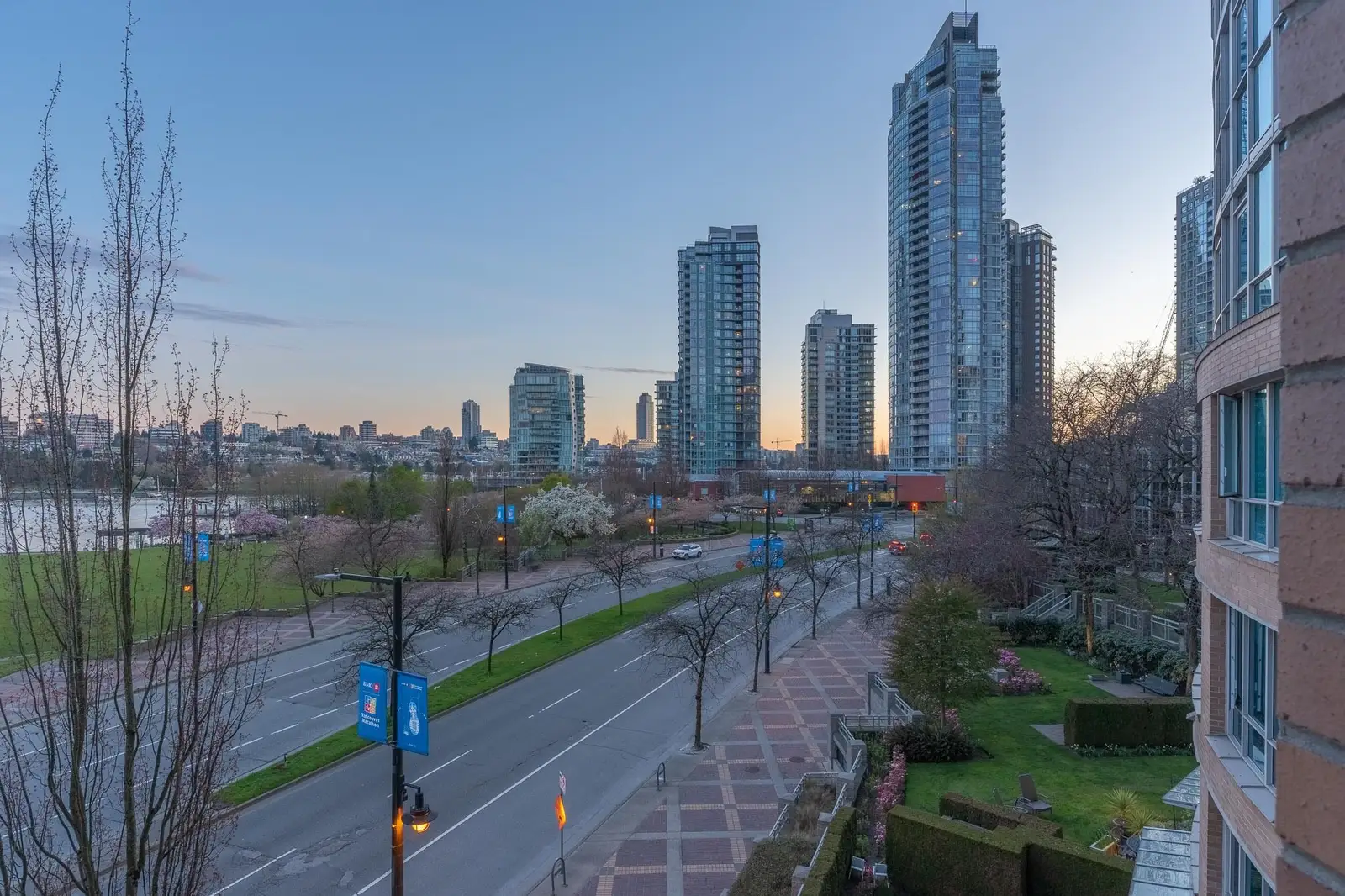 505 388 DRAKE STREET, Vancouver BC V6B 6A8