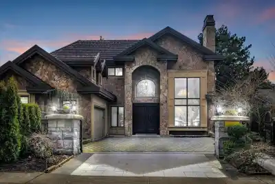 8560 RYAN ROAD, Richmond BC V7A 2E6