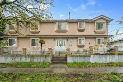 707 E 63RD AVENUE, Vancouver BC V5X 2K6